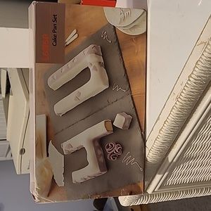 letter cake pans